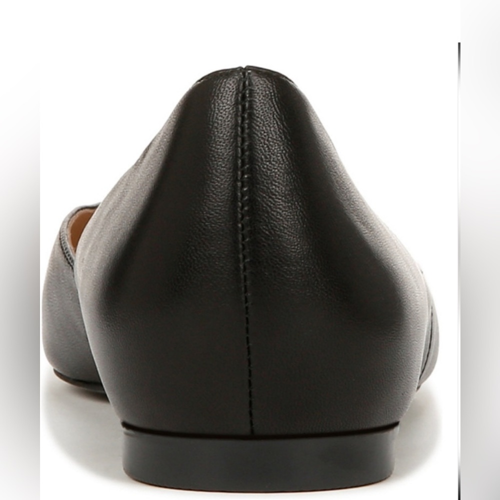 Naturalizer Cody black leather flats. Size 7M. - Picture 4 of 7